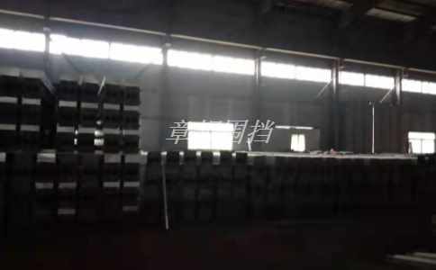 金屬圍擋高度標(biāo)準(zhǔn)是多少？