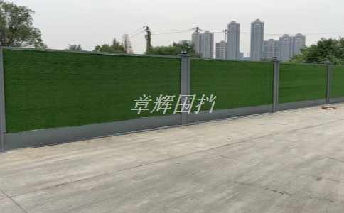 如何結合環(huán)境選擇*適合的pvc圍擋？(環(huán)境因素影響下的pvc圍擋選擇)