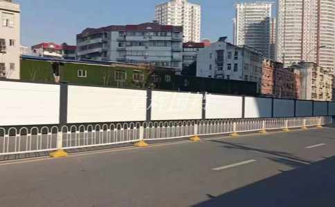 如何對pvc圍擋進(jìn)行日常維護(hù)？（掌握pvc圍擋的日常保養(yǎng)方法）